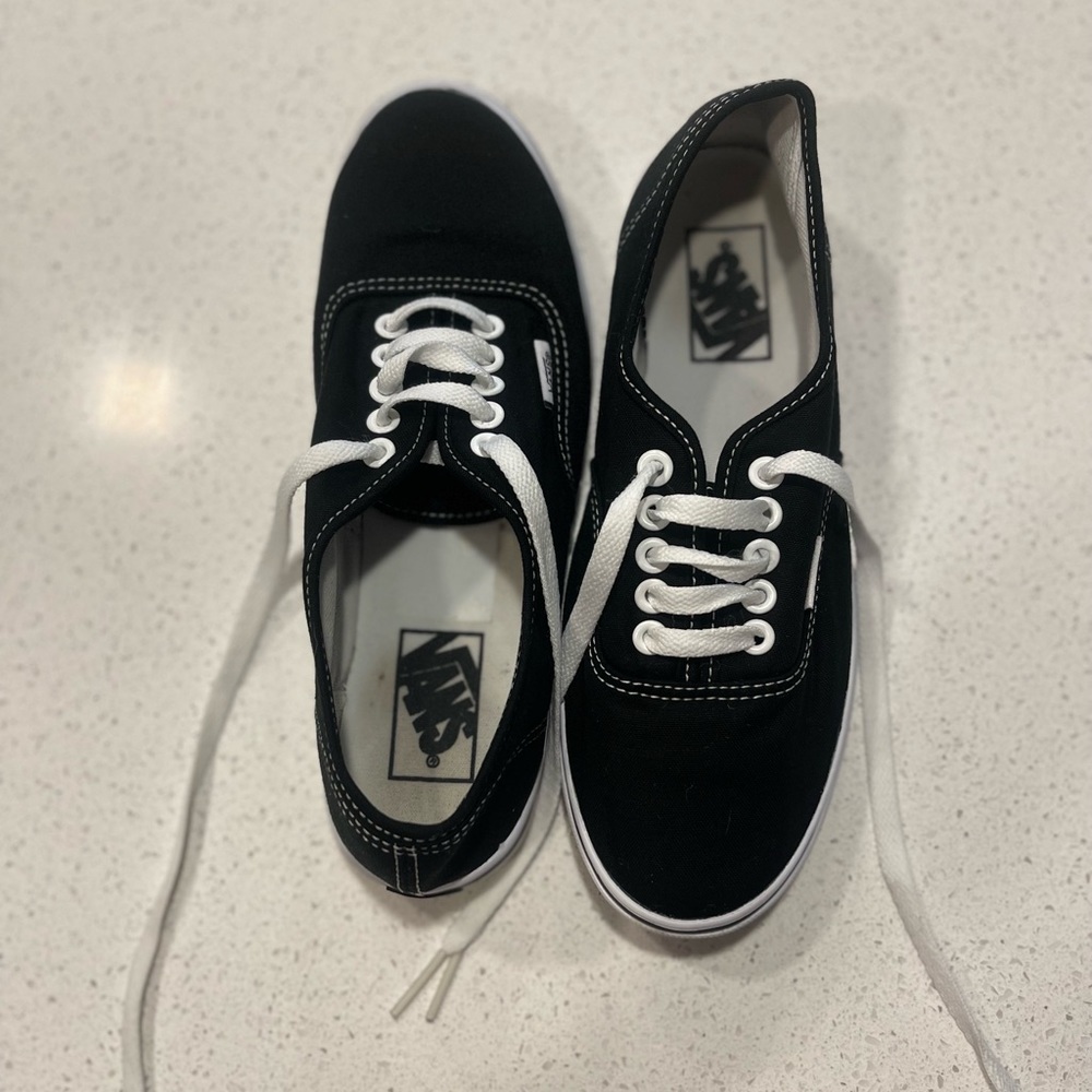 Vans authentic. Black. Women 7.5, men 6. Used like new.